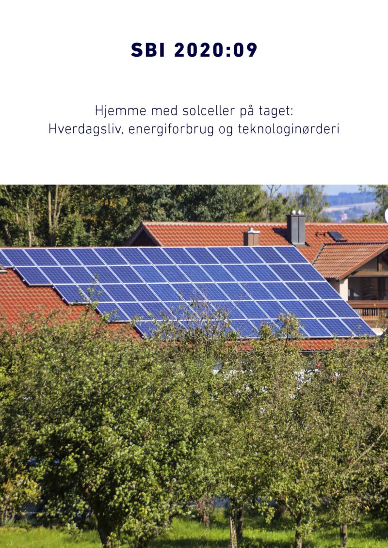 Hjemme med solceller på taget